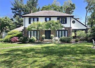 1351 Oakridge Drive, Cleveland Heights, OH 44121