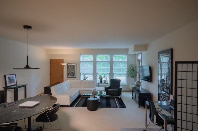 7100 Metro Boulevard 113, Edina, MN 55439