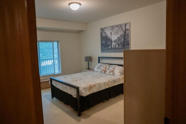 7100 Metro Boulevard 113, Edina, MN 55439