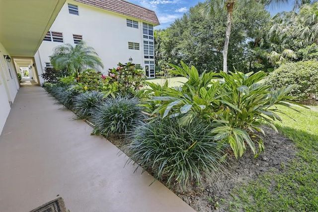 5400 Highway A1a None B8, Vero Beach, FL 32963