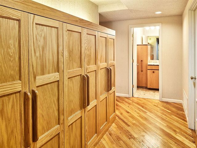 5000 Fifth 101, Shadyside, PA 15232