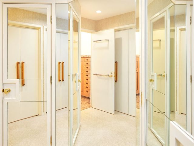 5000 Fifth 101, Shadyside, PA 15232