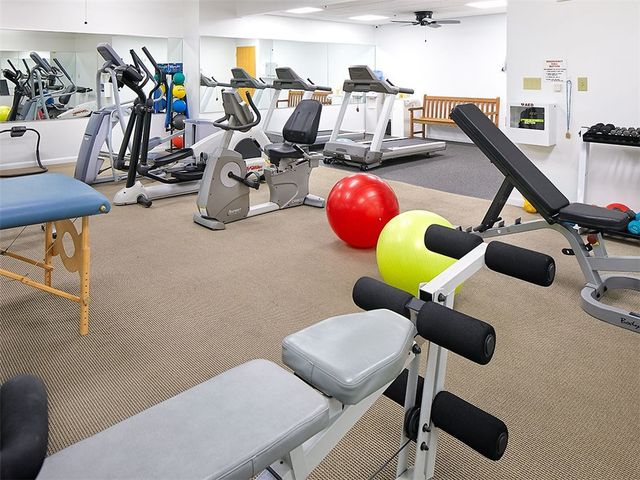 5000 Fifth 101, Shadyside, PA 15232