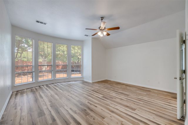 2440 Harbour Drive, Grand Prairie, TX 75054