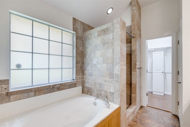 2440 Harbour Drive, Grand Prairie, TX 75054