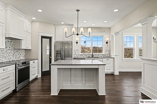 8507 Riverdale Road, Plattsmouth, NE 68048