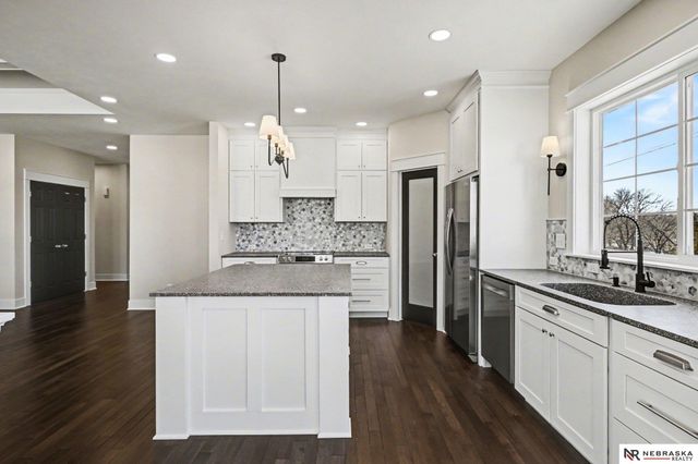 8507 Riverdale Road, Plattsmouth, NE 68048