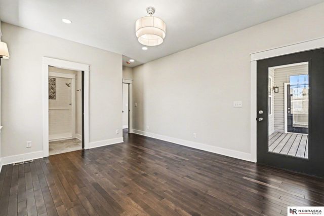 8507 Riverdale Road, Plattsmouth, NE 68048