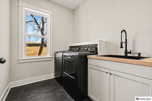 8507 Riverdale Road, Plattsmouth, NE 68048