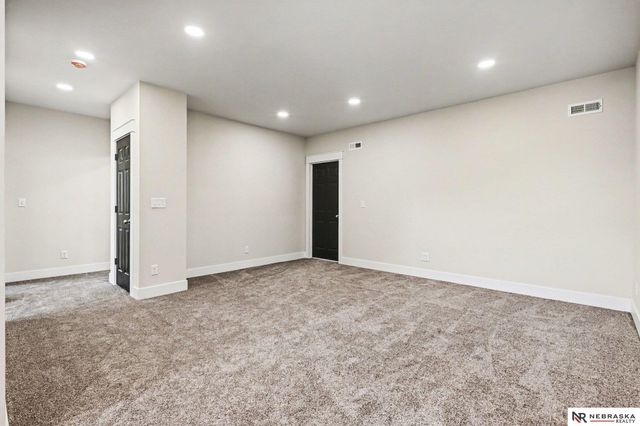 8507 Riverdale Road, Plattsmouth, NE 68048