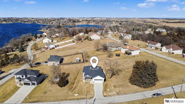 8507 Riverdale Road, Plattsmouth, NE 68048