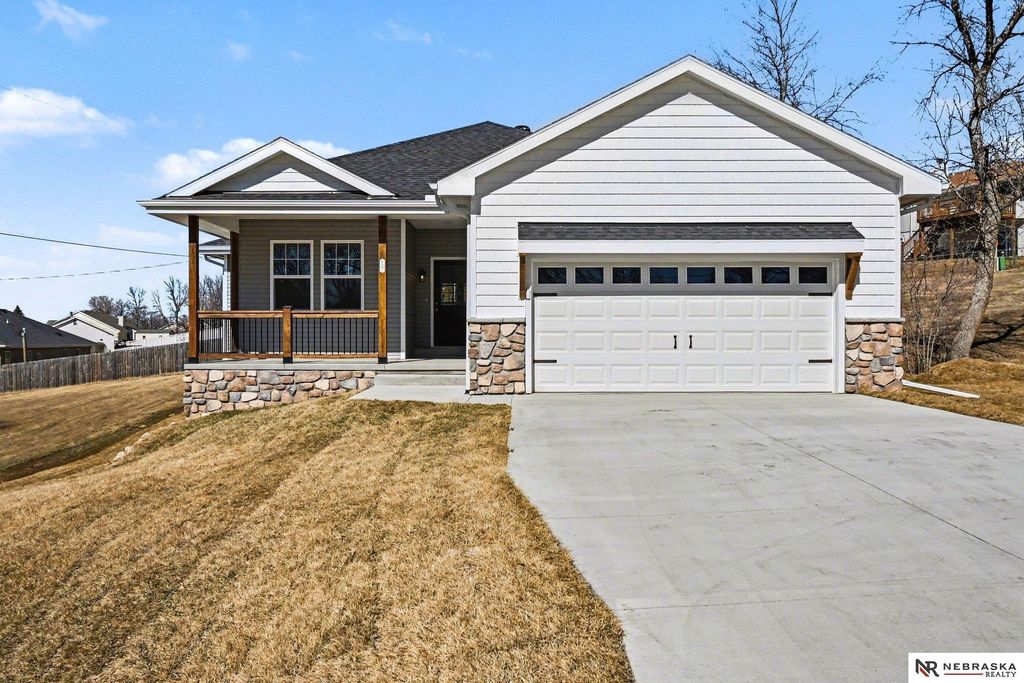8507 Riverdale Road, Plattsmouth, NE 68048