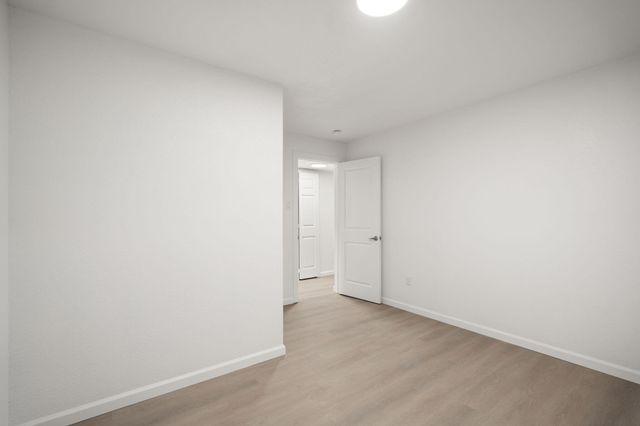 10905 Woodland Avenue NE, Albuquerque, NM 87112