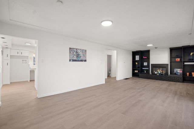 10905 Woodland Avenue NE, Albuquerque, NM 87112