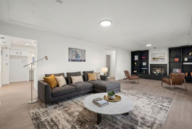 10905 Woodland Avenue NE, Albuquerque, NM 87112