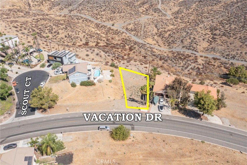 35302101 Vacation Drive, Canyon Lake, CA 92587 — photo 2
