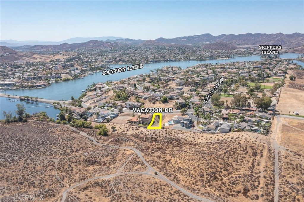 35302101 Vacation Drive, Canyon Lake, CA 92587 — photo 4