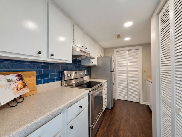 1702 Granville Rd, Franklin, TN 37064
