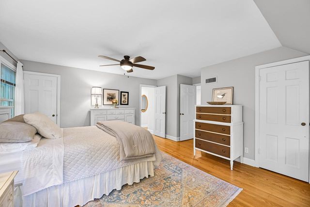 N87W15686 Kenwood BOULEVARD, Menomonee Falls, WI 53051