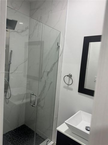14950 S Spur Dr 0, Miami, FL 33161