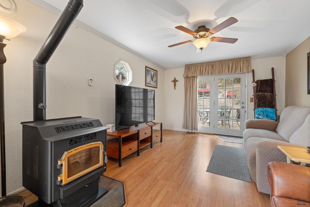 12838 MOHAWK DR, Piedmont, SD 57769