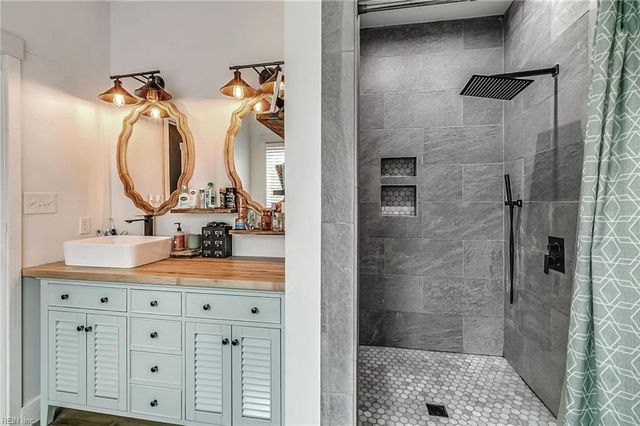 5739 Buckley Hall RD, Cobbs Creek, VA 23035
