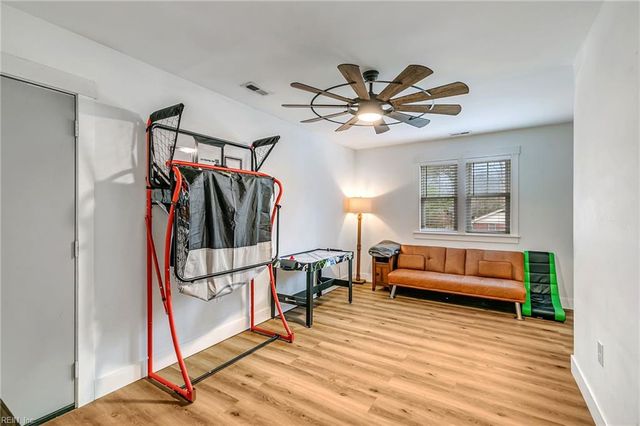 5739 Buckley Hall RD, Cobbs Creek, VA 23035