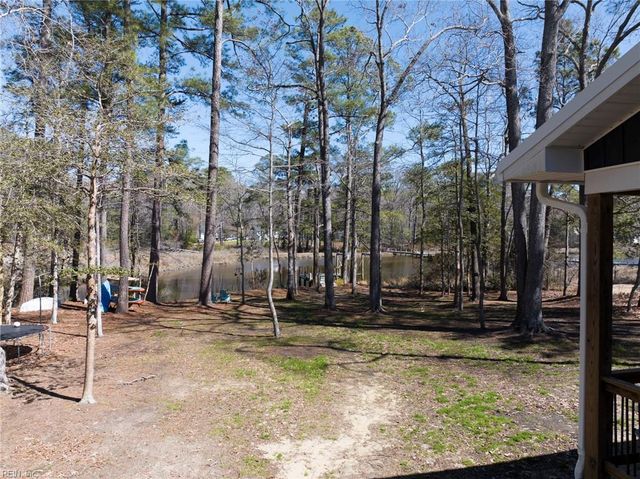 5739 Buckley Hall RD, Cobbs Creek, VA 23035