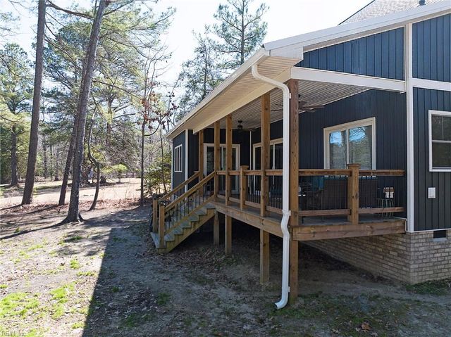 5739 Buckley Hall RD, Cobbs Creek, VA 23035