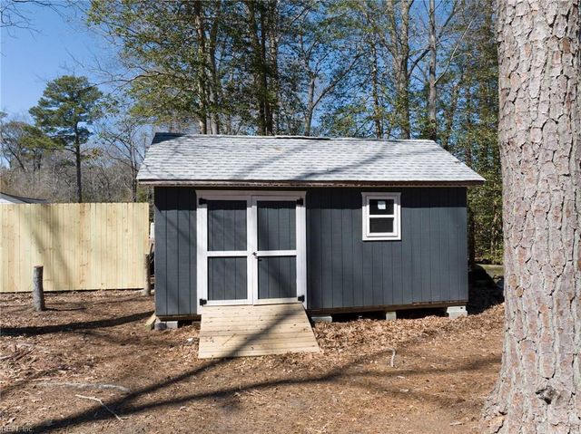 5739 Buckley Hall RD, Cobbs Creek, VA 23035