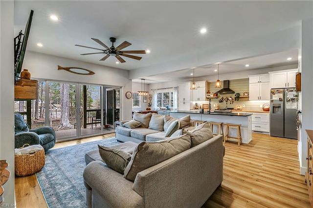 5739 Buckley Hall RD, Cobbs Creek, VA 23035