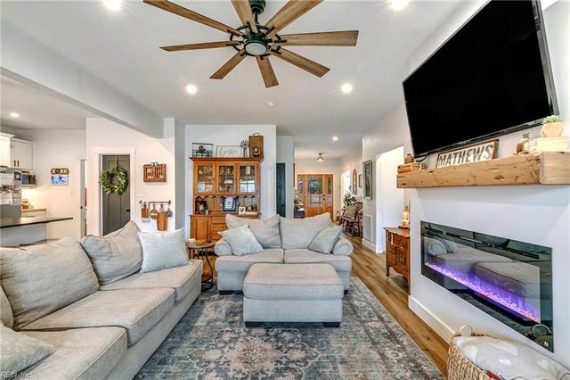 5739 Buckley Hall RD, Cobbs Creek, VA 23035