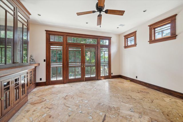 2614 Stanford Street, Houston, TX 77006