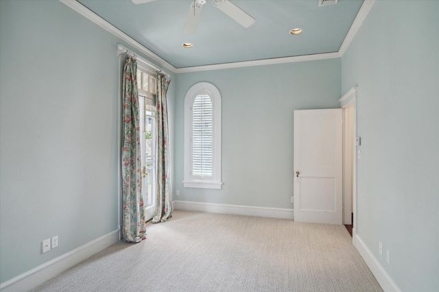 2614 Stanford Street, Houston, TX 77006