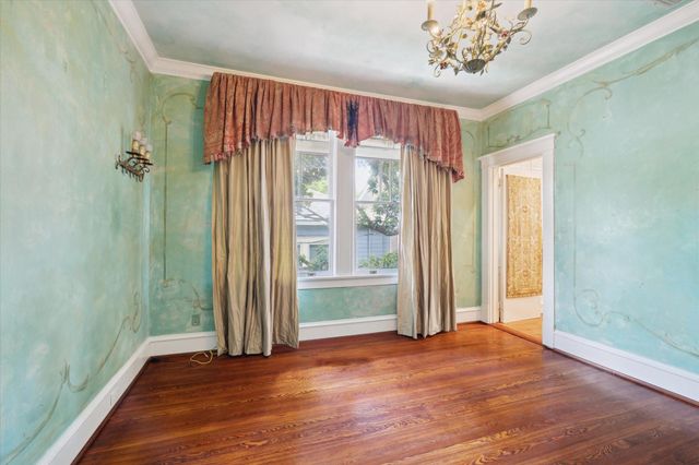 2614 Stanford Street, Houston, TX 77006