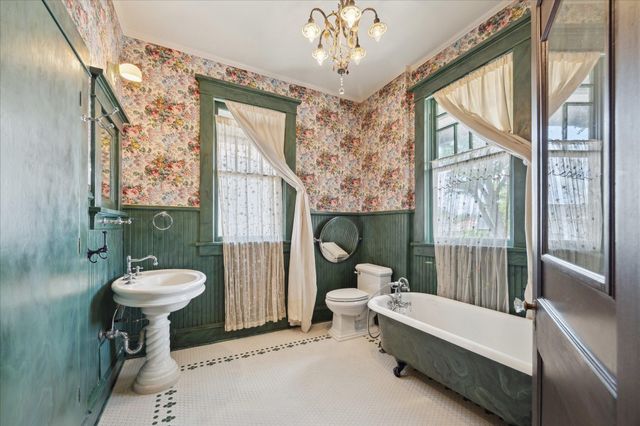 2614 Stanford Street, Houston, TX 77006