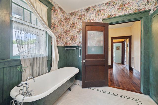 2614 Stanford Street, Houston, TX 77006