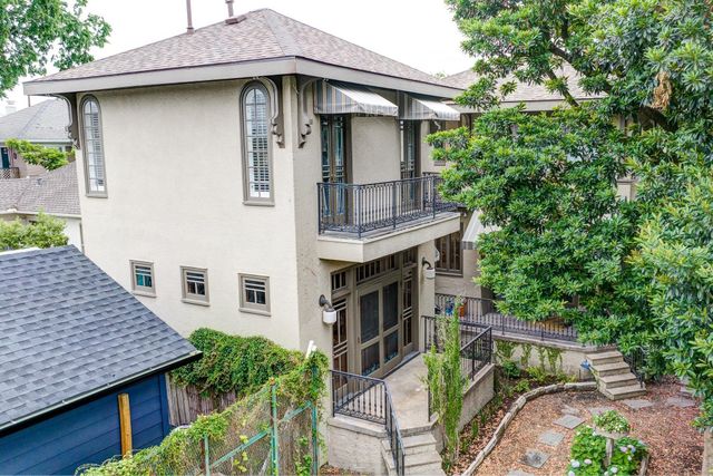 2614 Stanford Street, Houston, TX 77006