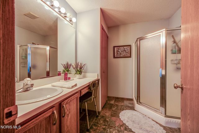 3520 Bayberry Place, Oregon, OH 43616