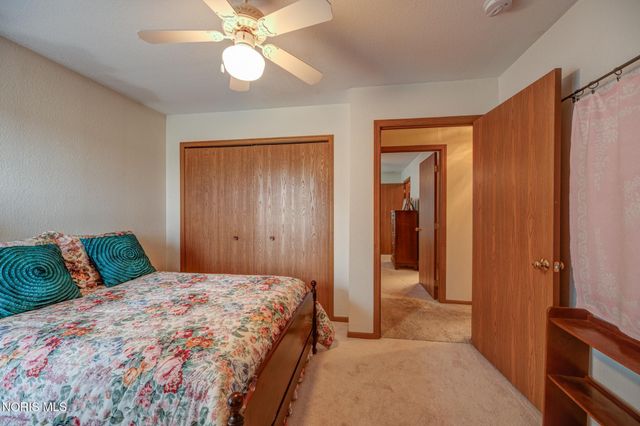 3520 Bayberry Place, Oregon, OH 43616