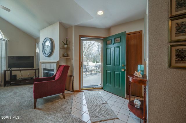3520 Bayberry Place, Oregon, OH 43616