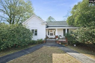 114 E College Street, Bishopville, SC 29010