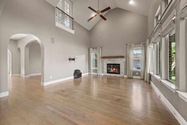 1001 Broadmoor Way, Roanoke, TX 76262