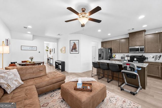 5140 Madeline Place, Stone Mountain, GA 30083