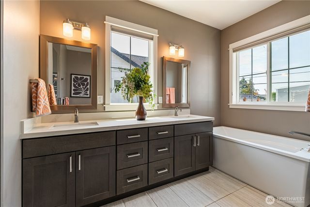 2240 Berryman Loop, Lynden, WA 98264