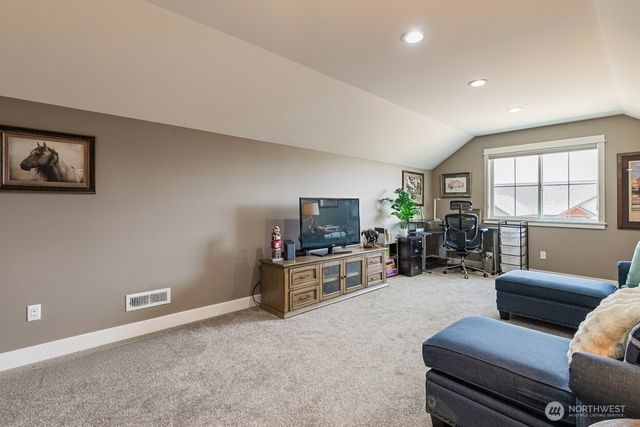 2240 Berryman Loop, Lynden, WA 98264