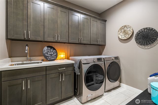 2240 Berryman Loop, Lynden, WA 98264