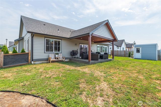 2240 Berryman Loop, Lynden, WA 98264