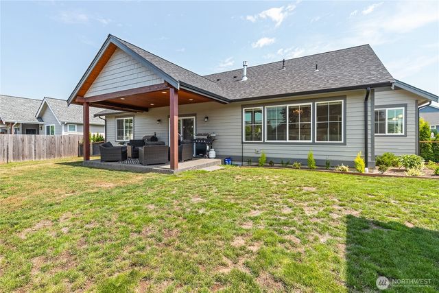 2240 Berryman Loop, Lynden, WA 98264