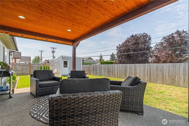 2240 Berryman Loop, Lynden, WA 98264